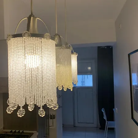 Beautiful 7 Bedroom In Apartamento *